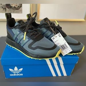Boys Adidas Multix Shoes Youth Size 4
